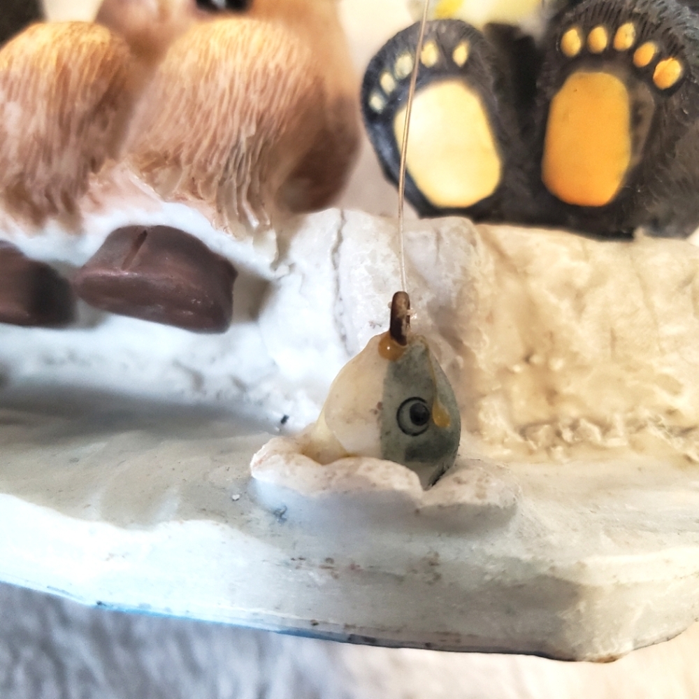 Unique Creations Moose and Bears Fishing Resin Figurine - Picture 8 of 11
